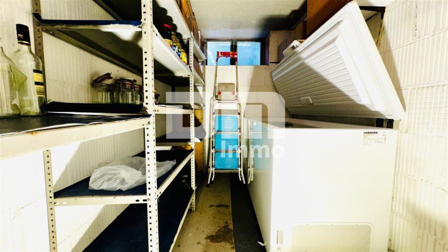 (R)eserviert!Gepflegte Etagenwohnung in hervorragender Wohnlage mit Carport - Kellerraum / Sondernutzungseigentum